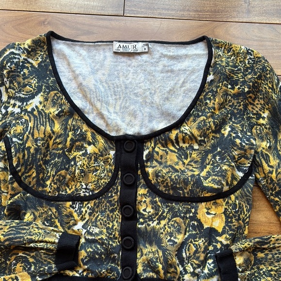 AMUR.Ninetta Cheetah Print Cardigan - Picture 5 of 5